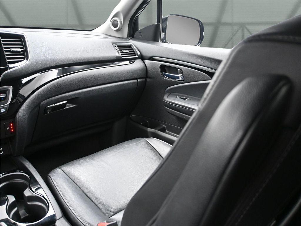 used 2020 Honda Pilot car, priced at $26,400