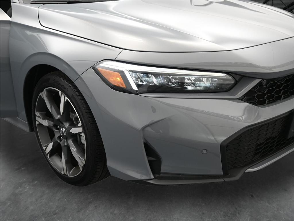 new 2026 Honda Civic Hybrid car, priced at $33,900