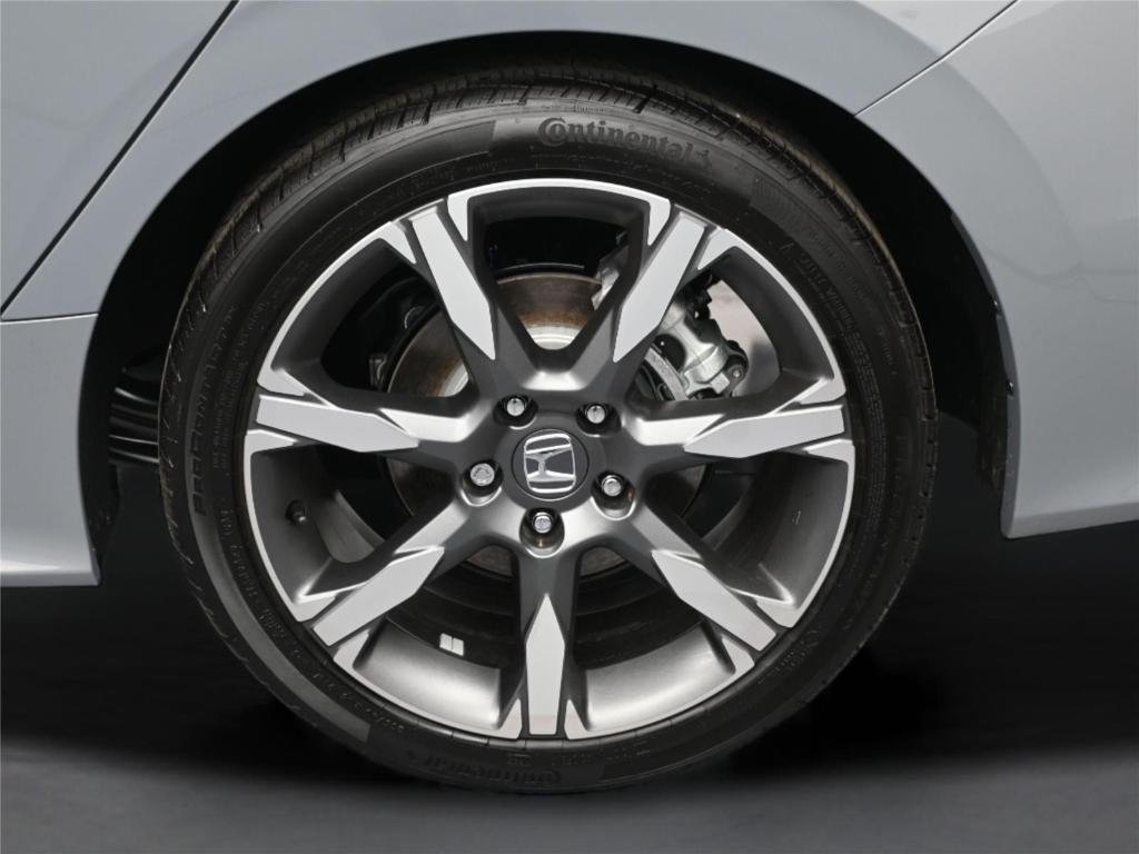 new 2026 Honda Civic Hybrid car, priced at $33,900