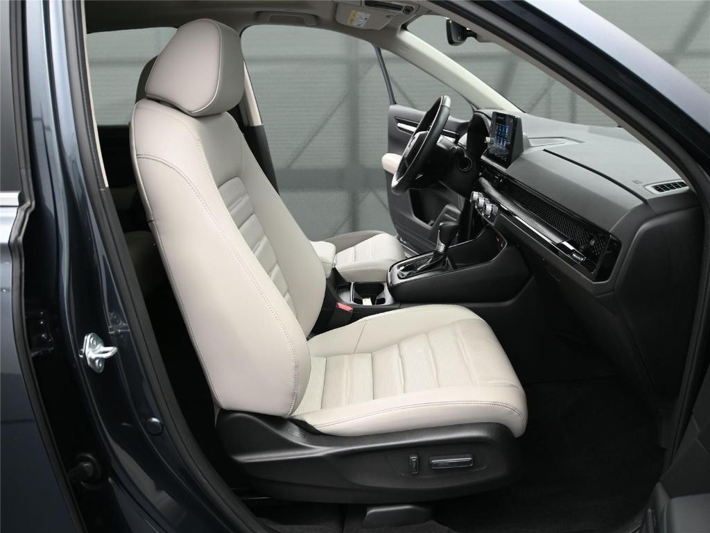 used 2023 Honda CR-V car, priced at $30,700