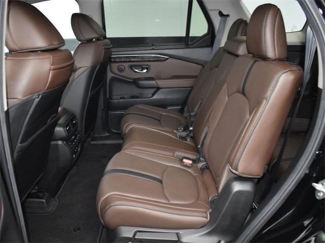 used 2025 Honda Pilot car, priced at $50,800