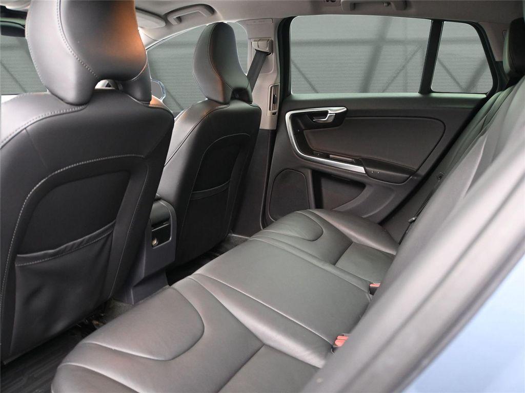 used 2018 Volvo V60 Cross Country car, priced at $9,900