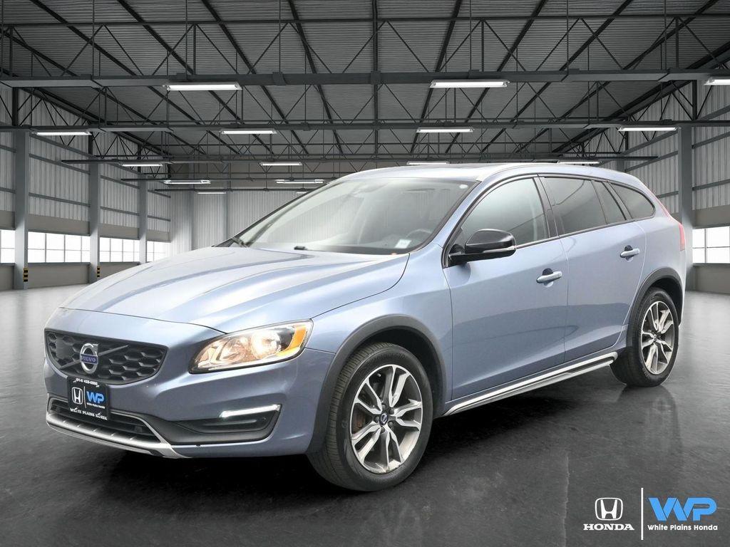 used 2018 Volvo V60 Cross Country car, priced at $9,900