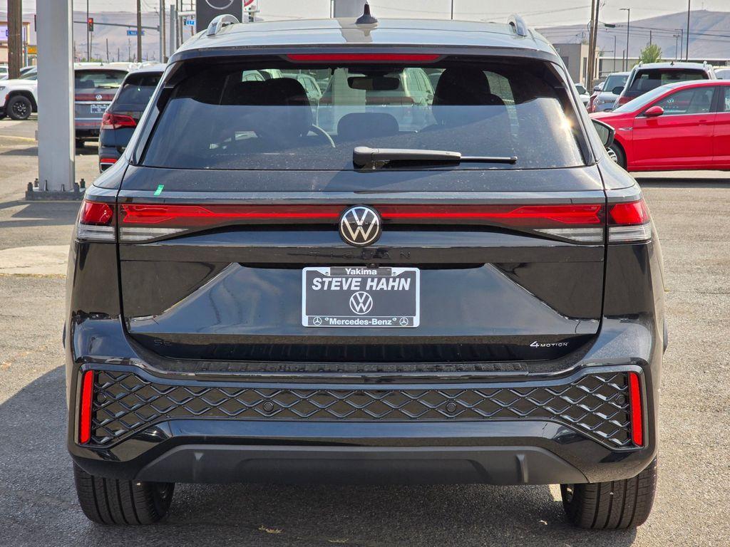 new 2025 Volkswagen Tiguan car, priced at $38,103