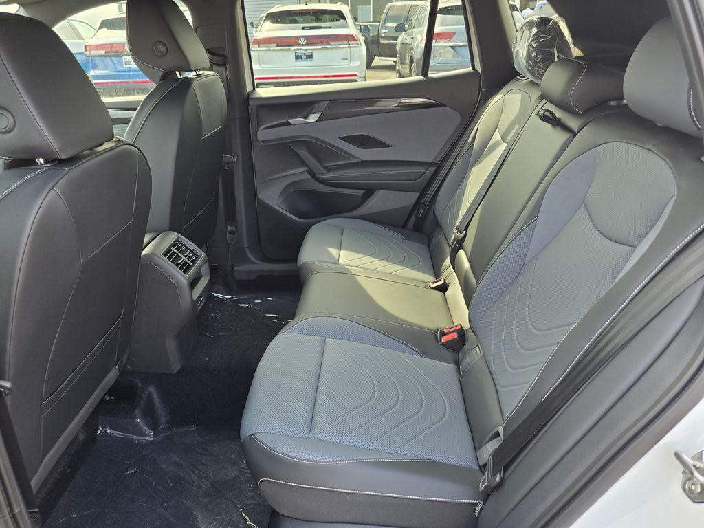new 2025 Volkswagen Tiguan car, priced at $39,367