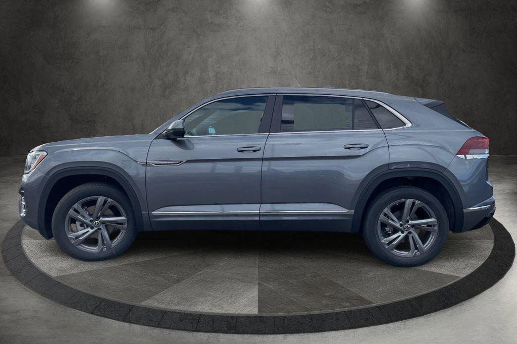 new 2024 Volkswagen Atlas Cross Sport car, priced at $49,026