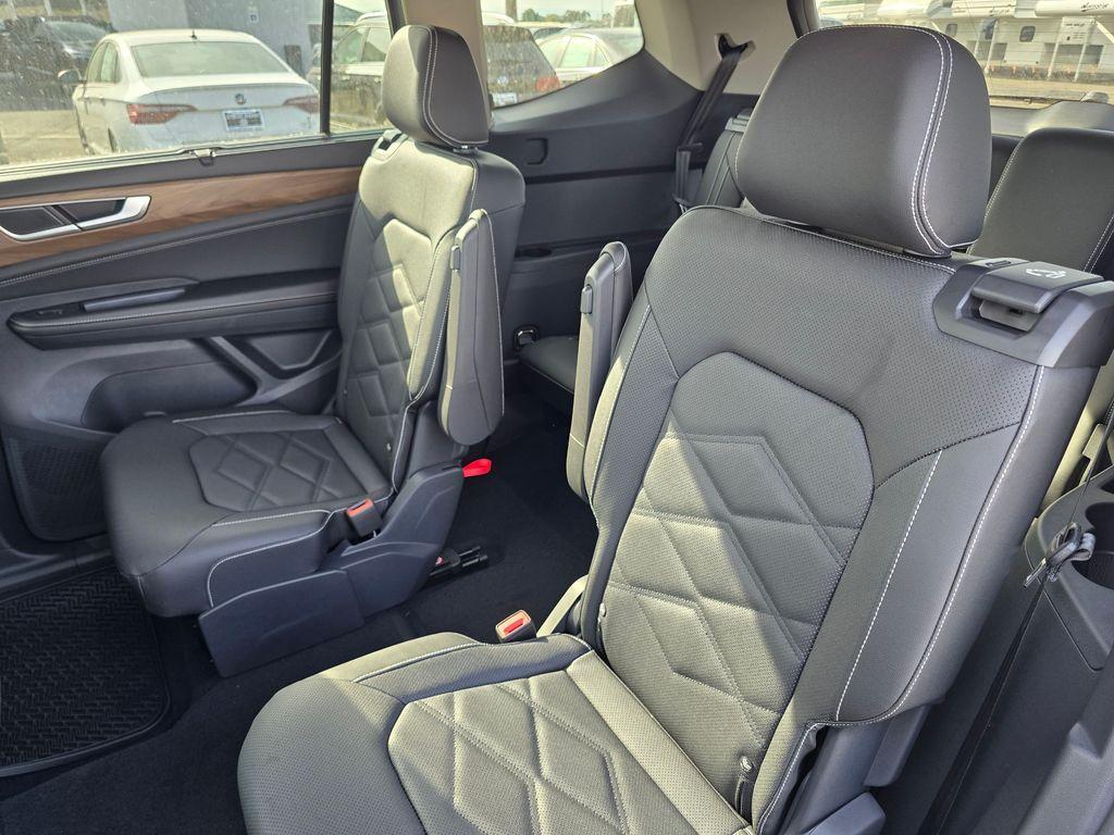 new 2026 Volkswagen Atlas car, priced at $48,330