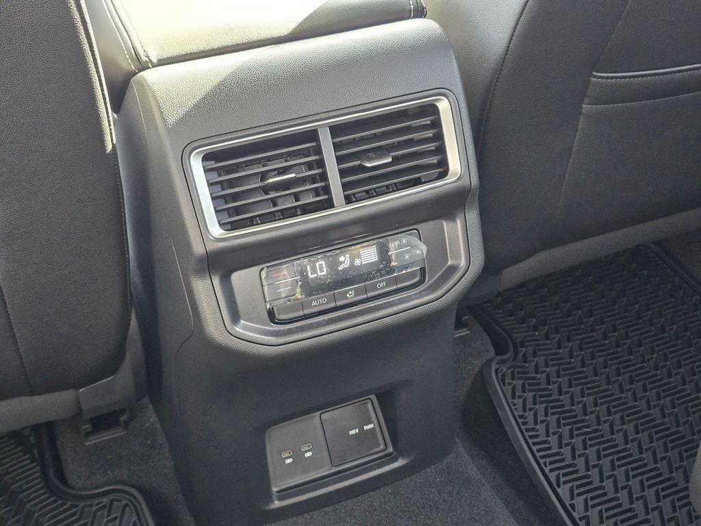 new 2026 Volkswagen Atlas car, priced at $48,330