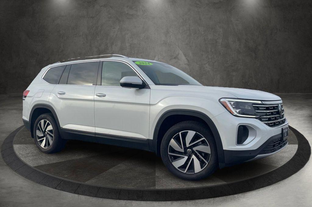 new 2024 Volkswagen Atlas car, priced at $50,818