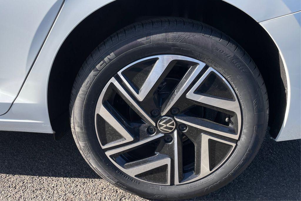 new 2024 Volkswagen Jetta car, priced at $30,236