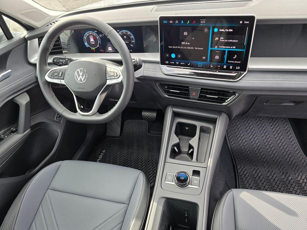 new 2025 Volkswagen Tiguan car, priced at $36,382