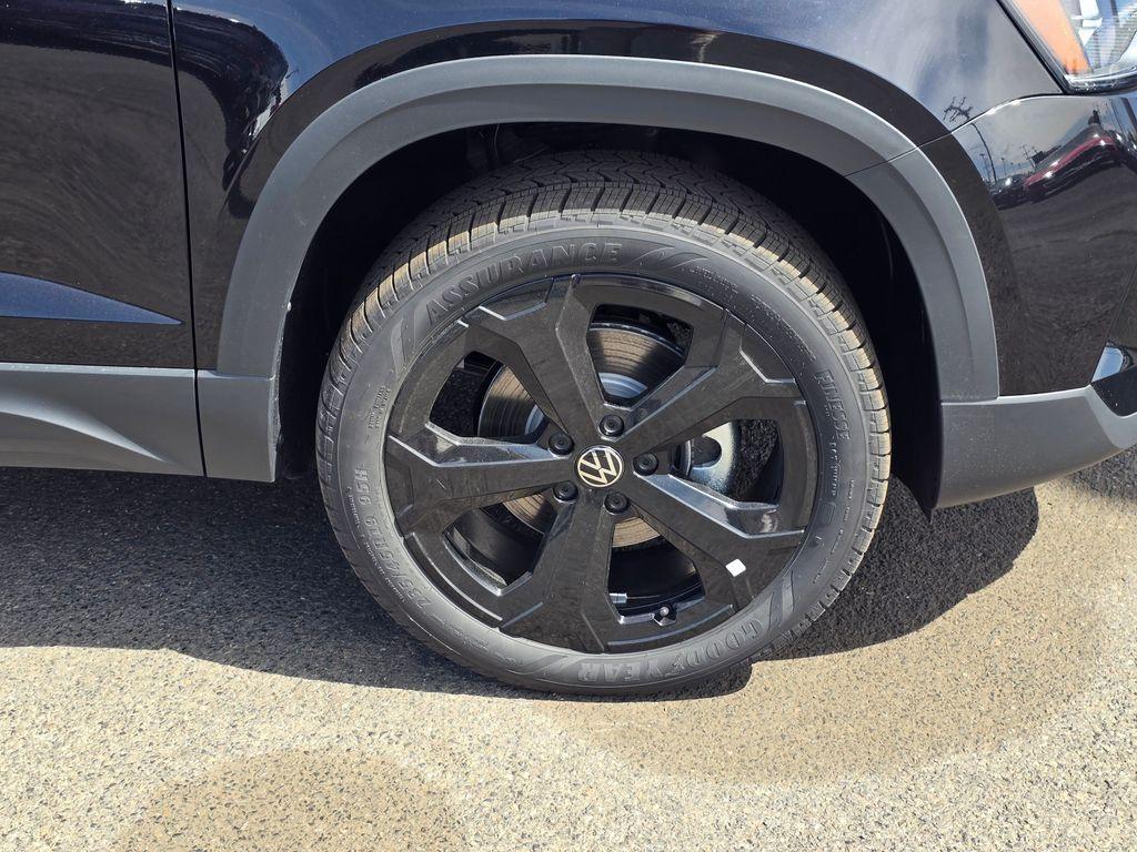 new 2025 Volkswagen Taos car, priced at $36,988