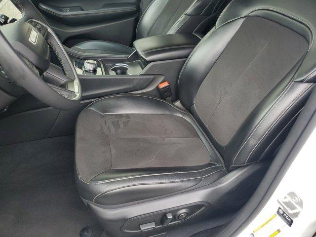 used 2024 Jeep Grand Cherokee L car, priced at $28,533