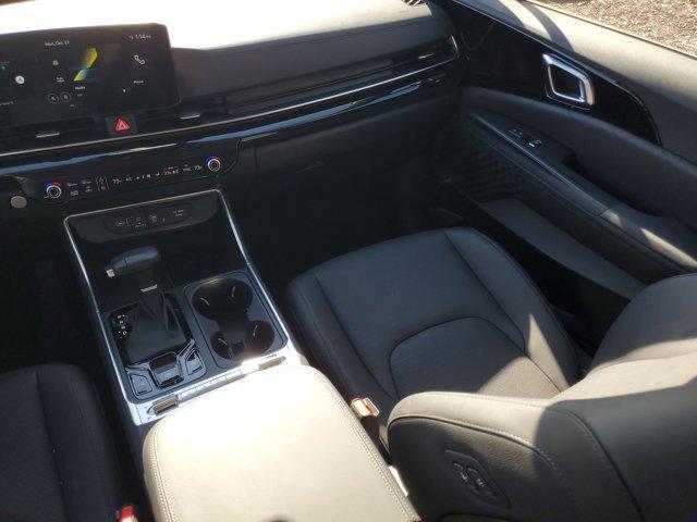 used 2025 Kia Carnival car, priced at $46,071