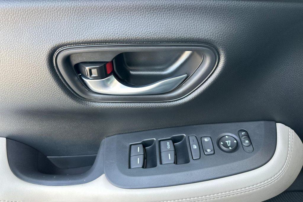 new 2026 Honda HR-V car, priced at $29,550