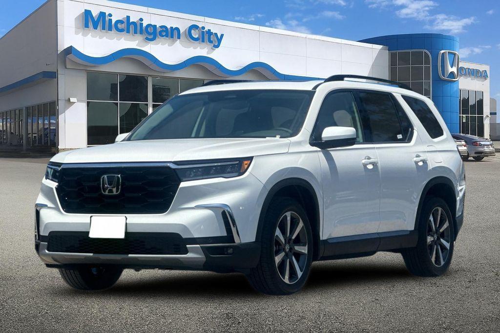 new 2025 Honda Pilot car, priced at $51,550