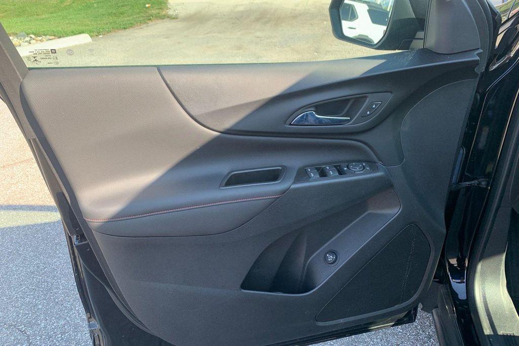 used 2023 Chevrolet Equinox car, priced at $25,877