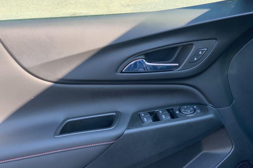 used 2023 Chevrolet Equinox car, priced at $25,877