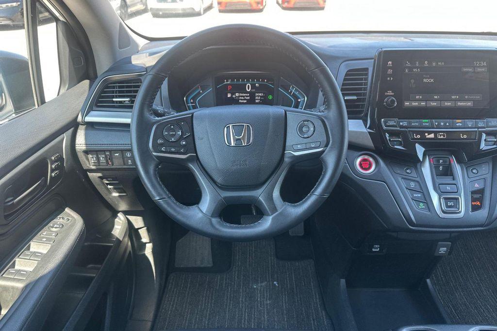 used 2023 Honda Odyssey car, priced at $36,377
