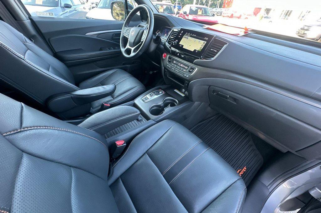 used 2022 Honda Passport car, priced at $32,977