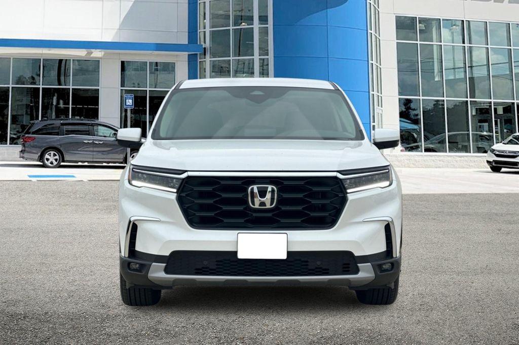 new 2025 Honda Pilot car, priced at $48,280