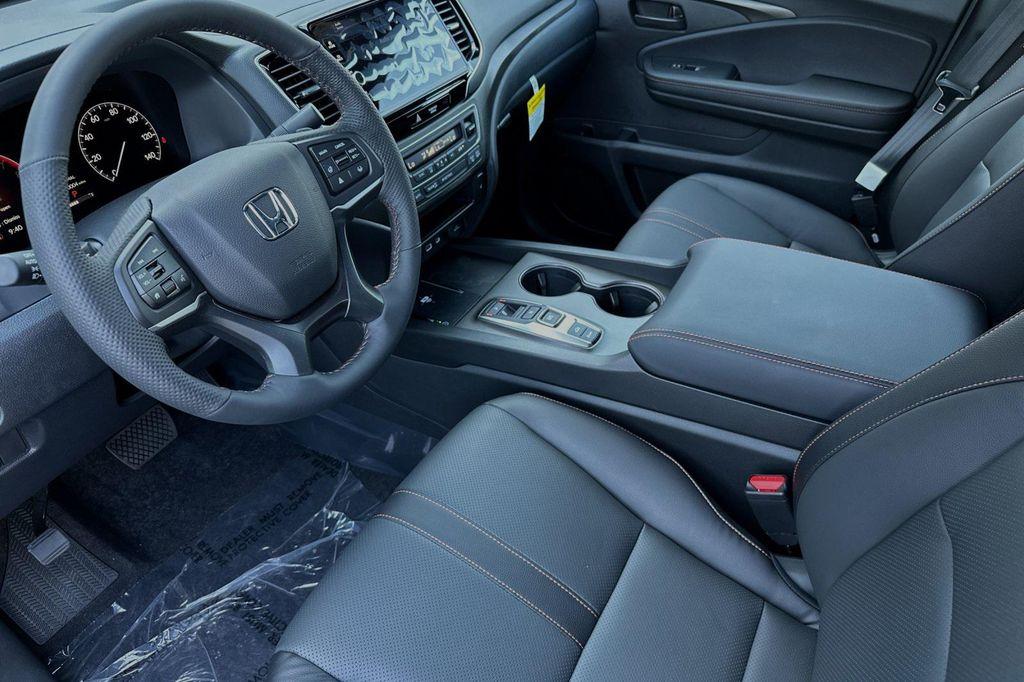 new 2025 Honda Ridgeline car, priced at $47,285