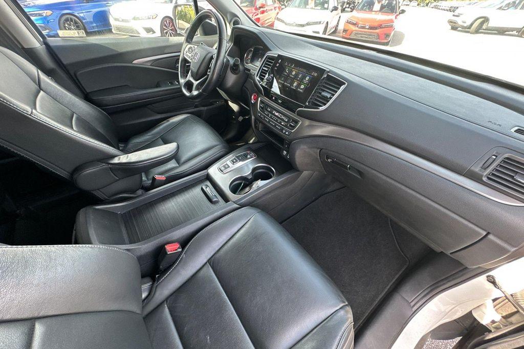 used 2021 Honda Pilot car, priced at $21,677