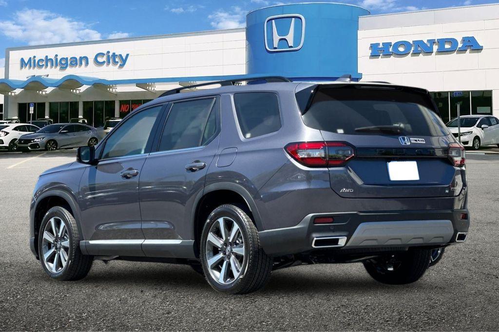 new 2025 Honda Pilot car, priced at $51,095