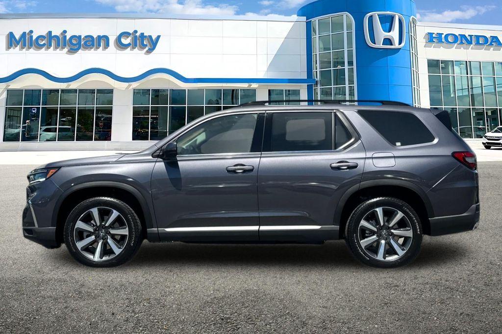 new 2025 Honda Pilot car, priced at $51,095