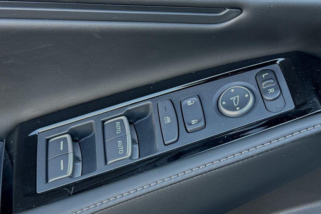 new 2025 Honda Accord Hybrid car, priced at $40,950