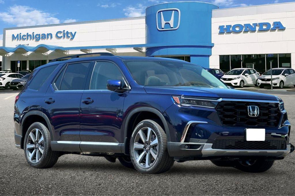 new 2025 Honda Pilot car, priced at $51,095
