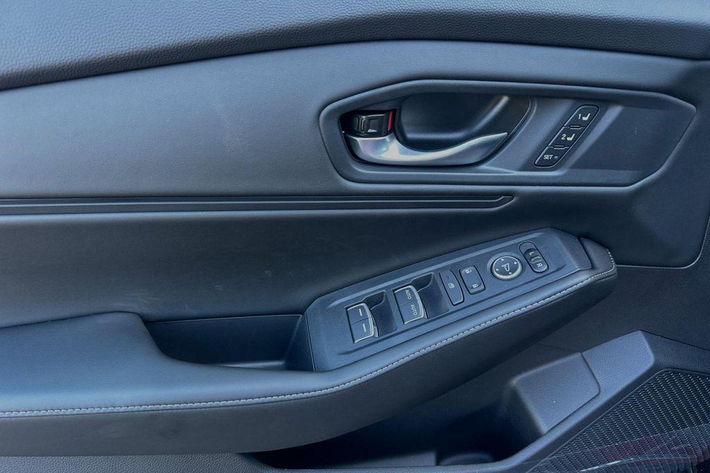 new 2025 Honda Accord Hybrid car, priced at $37,025