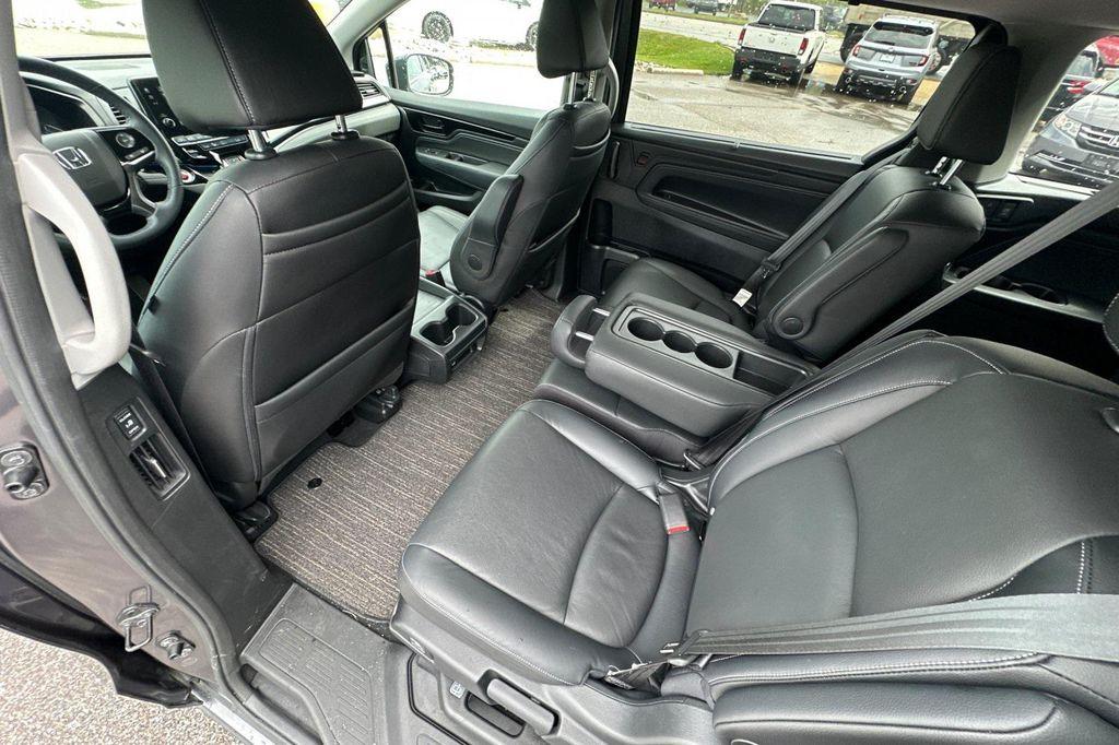 used 2023 Honda Odyssey car, priced at $39,577