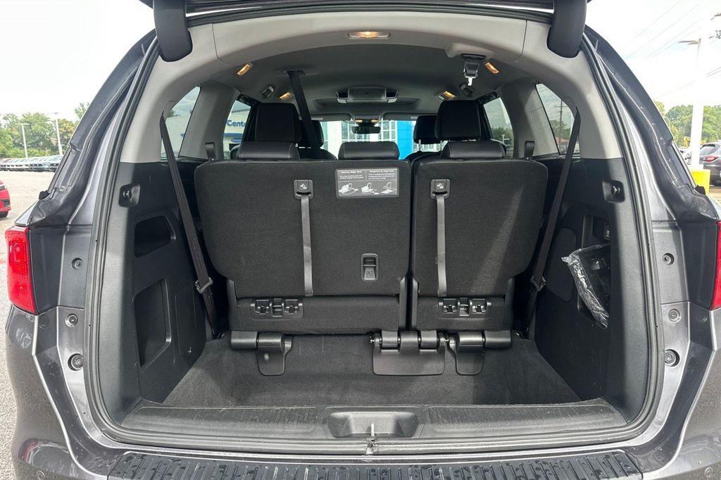 used 2023 Honda Odyssey car, priced at $39,577