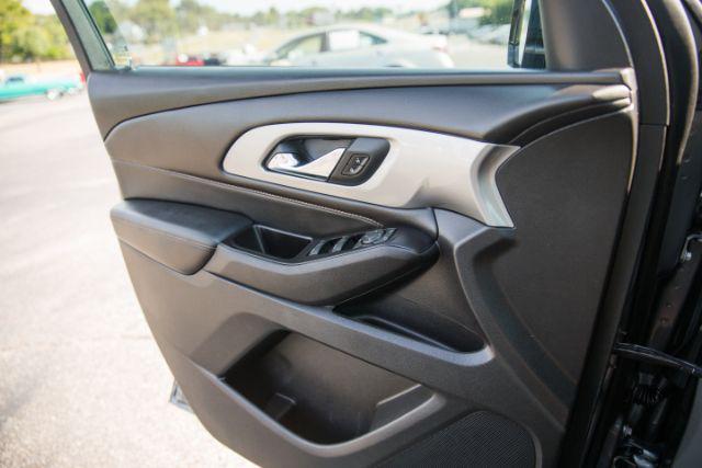 used 2018 Chevrolet Traverse car, priced at $19,340