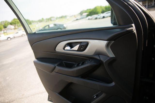used 2021 Chevrolet Traverse car, priced at $23,995