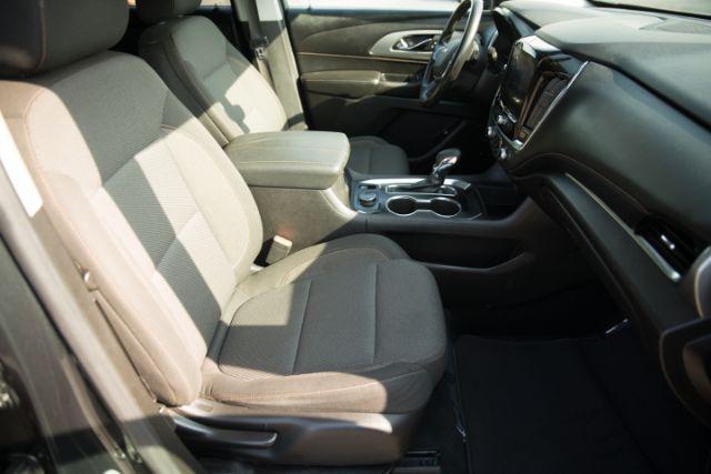 used 2021 Chevrolet Traverse car, priced at $23,995