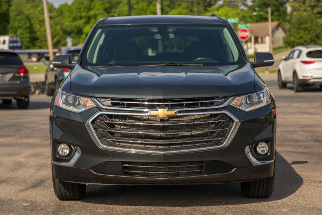 used 2021 Chevrolet Traverse car, priced at $23,995