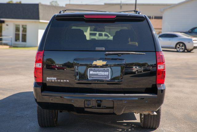 used 2014 Chevrolet Suburban car, priced at $19,290