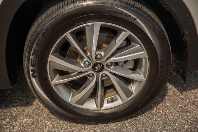 used 2019 Hyundai Santa Fe car, priced at $18,920