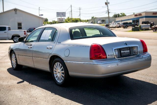 used 2003 Lincoln Town Car car, priced at $9,875