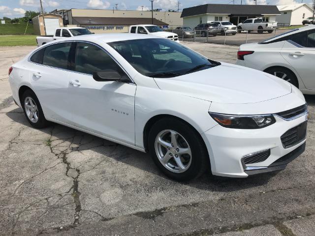 used 2018 Chevrolet Malibu car, priced at $16,185