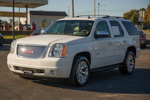 used 2014 GMC Yukon car, priced at $22,905