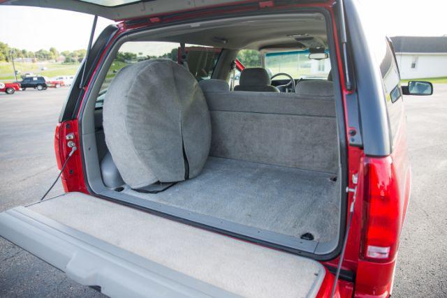 used 1998 Chevrolet Tahoe car, priced at $32,000