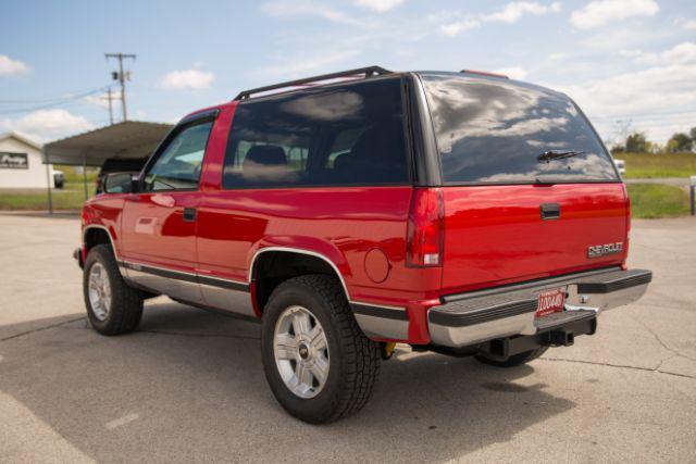 used 1998 Chevrolet Tahoe car, priced at $32,000