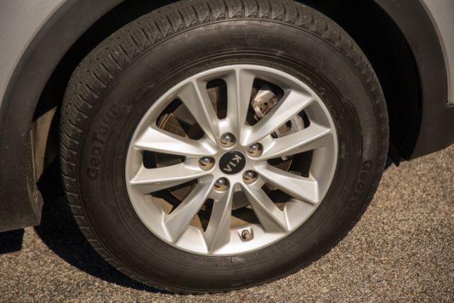 used 2019 Kia Sorento car, priced at $18,220