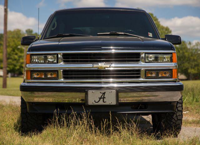 used 1995 Chevrolet Tahoe car, priced at $29,995