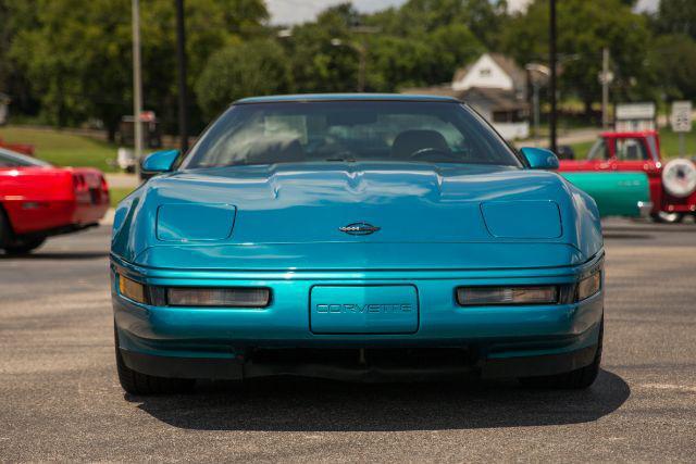 used 1995 Chevrolet Corvette car, priced at $18,900