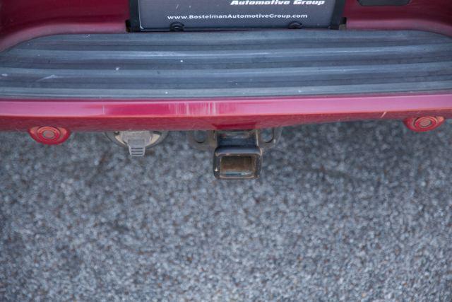 used 2007 Chevrolet Avalanche car, priced at $15,060