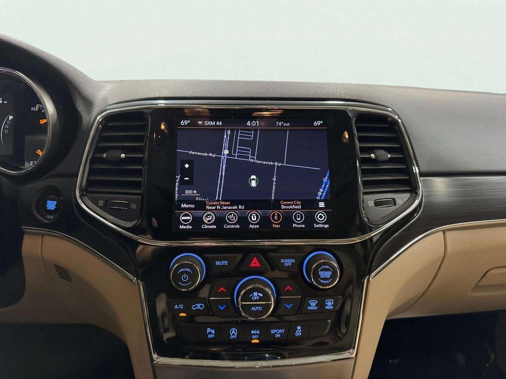 used 2020 Jeep Grand Cherokee car, priced at $27,189